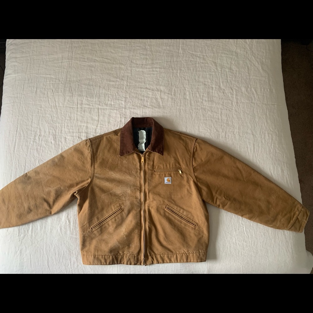 Vintage Detroit mens Carhartt jacket. Size 46R. Worn 2x. Smoke free home.